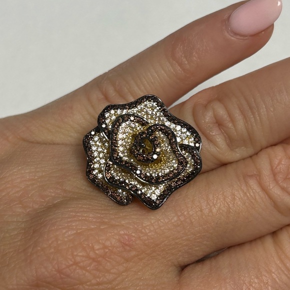 Suzy Levian Yellow Sterling Silver Brown White CZ Flower Ring NWT - Picture 6 of 6